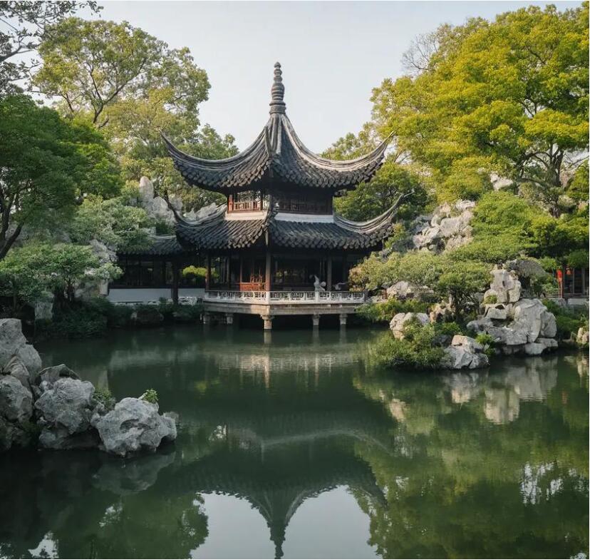 露天区雨韵零售有限公司